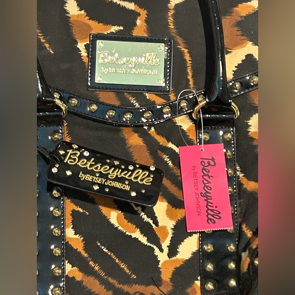 NWT Betseyville by Betsey Johnson Studded Animal Print Y2K Handbag Tote Purse - Picture 3 of 15